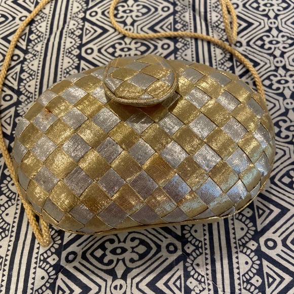 Y&S Original Gold & Silver Metallic Evening Purse – Round, Basket Weave - Picture 2 of 13